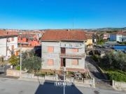 Casa indipendente in vendita a Cartoceto PU