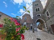 Casa indipendente in vendita a Caserta CE