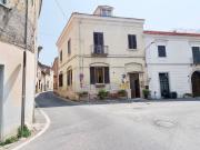 Casa indipendente in vendita a Caserta CE