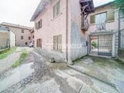Casa indipendente in vendita a Casorate Sempione