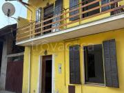 Casa indipendente in vendita a Casorate Sempione