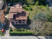 Casa indipendente in vendita a Castel San Pietro Terme BO