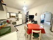 Casa indipendente in vendita a Castelfranco Piandisco AR