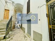 Casa indipendente in vendita a Castellana Grotte BA