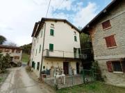 Casa indipendente in vendita a Castelnovo Ne' Monti RE