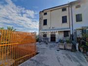 Casa indipendente in vendita a Castelnuovo del Garda VR