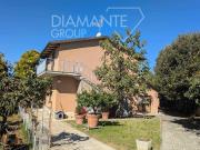 Casa indipendente in vendita a Castiglione del Lago PG