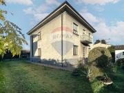 Casa indipendente in vendita a Cesano Maderno MB
