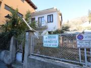 Casa indipendente in vendita a Châtillon via Tollen, 9