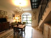 Casa indipendente in vendita a Civitanova Marche MC