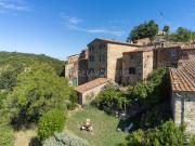 Casa indipendente in vendita a Civitella Paganico via...