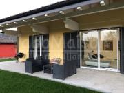 Casa indipendente in vendita a Cocquio Trevisago VA