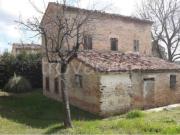 Casa indipendente in vendita a Colli al Metauro via Verga