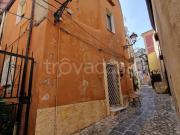 Casa indipendente in vendita a Crotone vico Filolao, 10