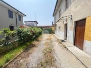 Casa indipendente in vendita a Curtatone MN