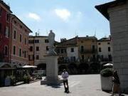 Casa indipendente in vendita a Desenzano Del Garda