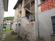 Casa indipendente in vendita a Donato BI