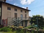Casa indipendente in vendita a Erba CO