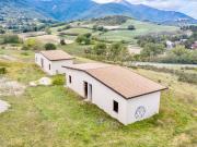 Casa indipendente in vendita a Fabriano AN