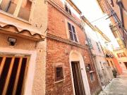 Casa indipendente in vendita a Fabriano AN