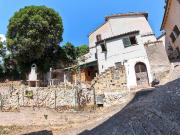 Casa indipendente in vendita a Fabriano AN