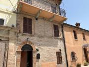 Casa indipendente in vendita a Falerone FM