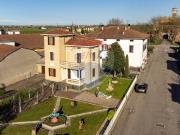 Casa indipendente in vendita a Fidenza PR