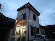 Casa indipendente in vendita a Figino Serenza CO
