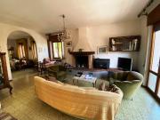 Casa indipendente in vendita a Fiuminata MC