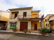 Casa indipendente in vendita a Foiano della Chiana AR