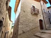 Casa indipendente in vendita a Fontecchio AQ