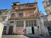Casa indipendente in vendita a Francavilla di Sicilia ME