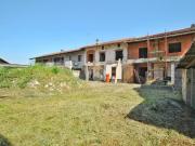 Casa indipendente in vendita a Livorno Ferraris via...