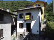 Casa indipendente in vendita a Gera Lario CO