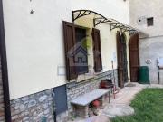 Casa indipendente in vendita a Gragnano Trebbiense PC