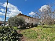 Casa indipendente in vendita a Gualdo Tadino PG