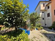 Casa indipendente in vendita a Gualdo Tadino PG