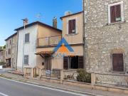 Casa indipendente in vendita a Guardea via Vittorio Emanuele