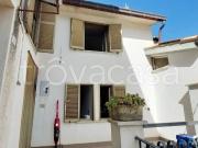 Casa indipendente in vendita a Isola del Gran Sasso...