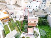 Casa indipendente in vendita a Ispica via Fratelli Bandiera