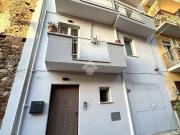 Casa indipendente in vendita a Lamezia Terme via Liguria, 27