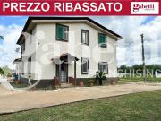 Casa indipendente in vendita a Latina Scalo, Latina