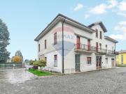 Casa indipendente in vendita a Lentate sul Seveso MB