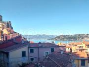 Casa indipendente in vendita a Lerici piazza Giuseppe...