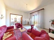 Casa indipendente in vendita a Lizzanello LE