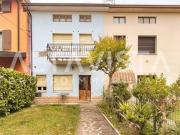 Casa indipendente in vendita a Lonato del Garda BS