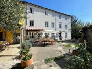 Casa indipendente in vendita a Lucca LU