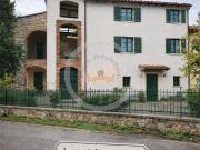 Casa indipendente in vendita a Lucca LU