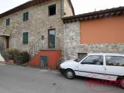 Casa indipendente in vendita a Lucca LU