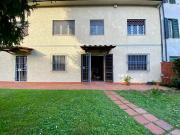 Casa indipendente in vendita a Lucca LU